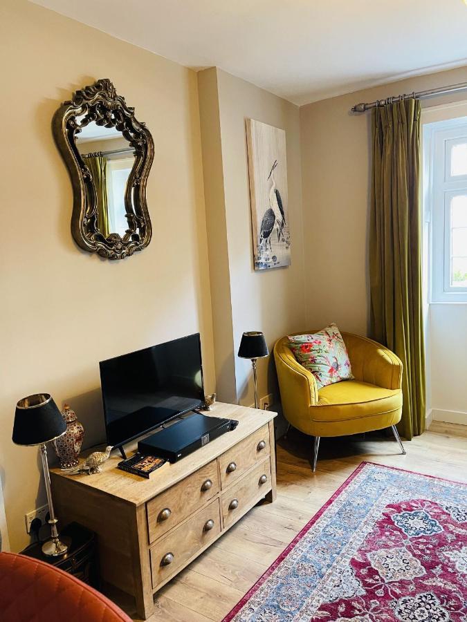 Chapter 1 Hotels Веймут Номер фото
