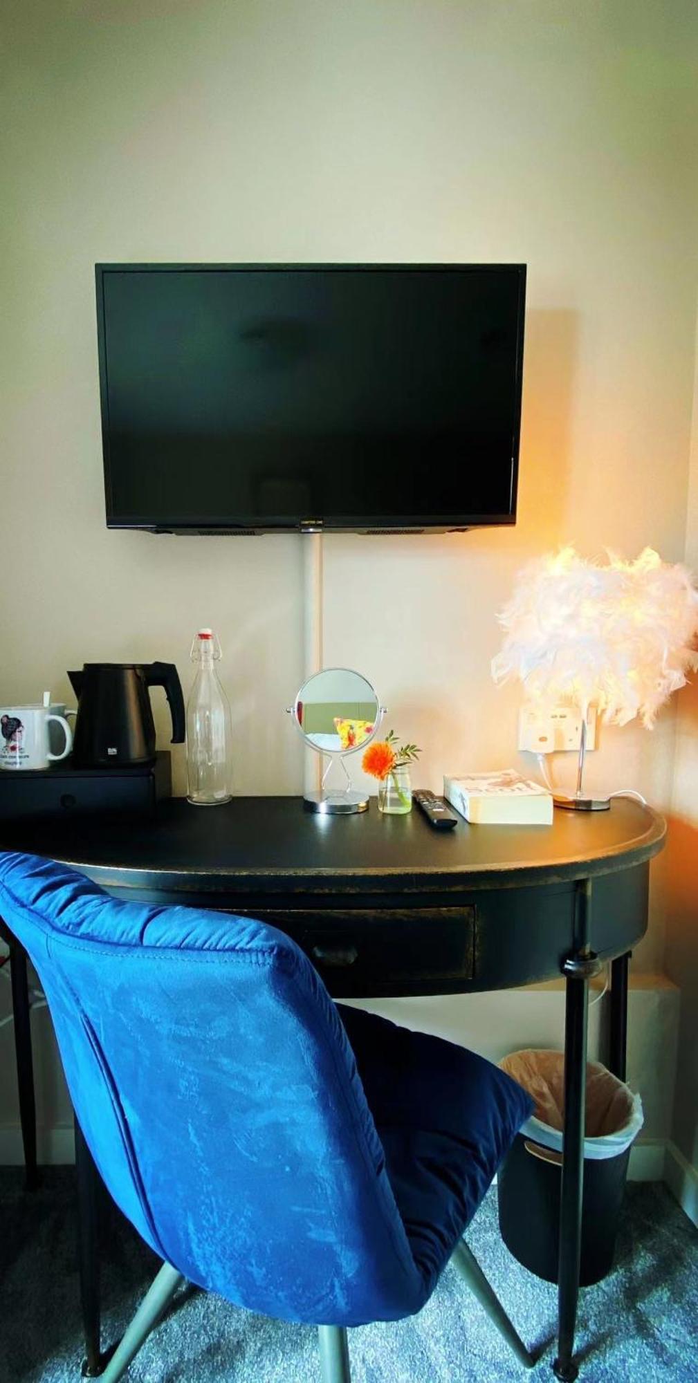 Chapter 1 Hotels Веймут Номер фото