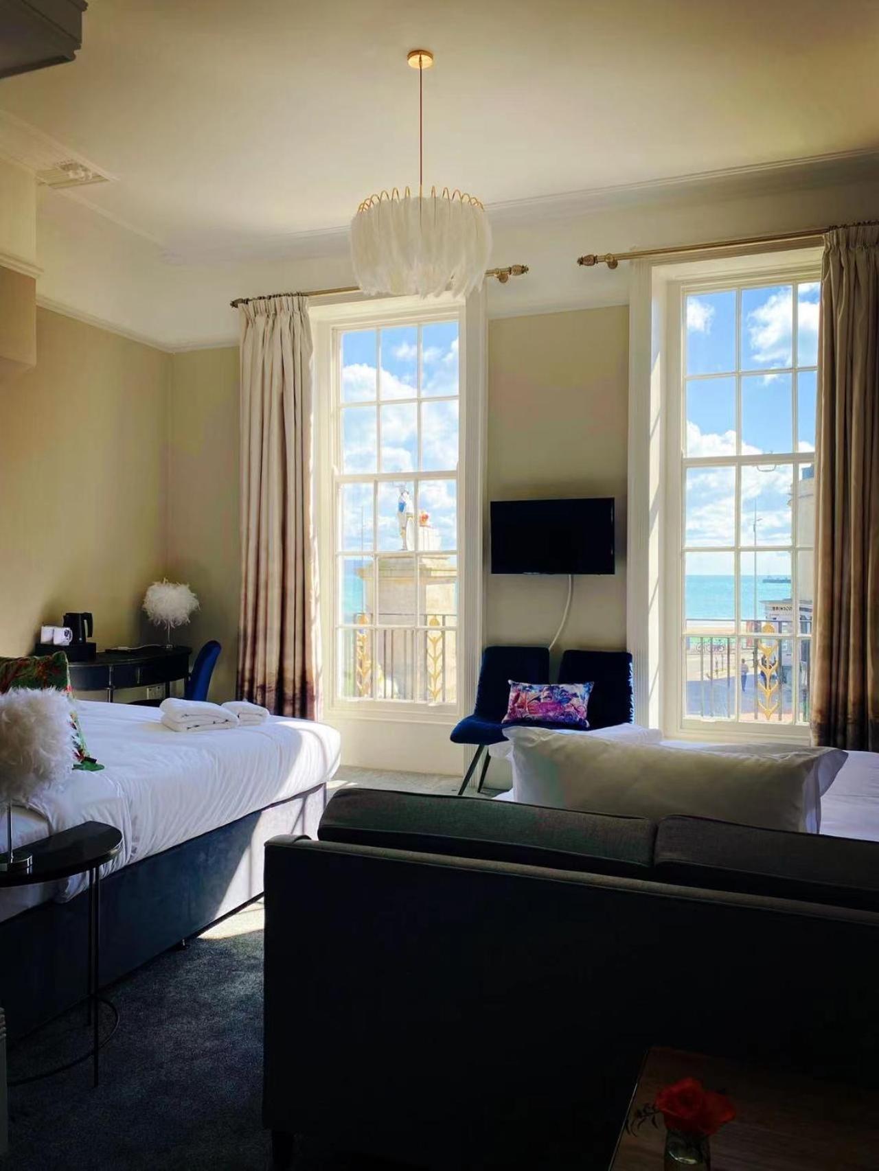 Chapter 1 Hotels Веймут Номер фото